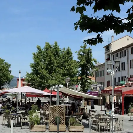 아파트 Joli Proche De La 르프라데