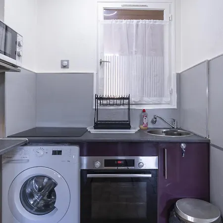 Joli Proche De La * 르프라데